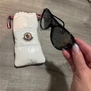 Moncler Black Sunglasses EUC. W white pouch Moncler | Accessories | Moncler Black Sunglasses Euc W White  main image 3